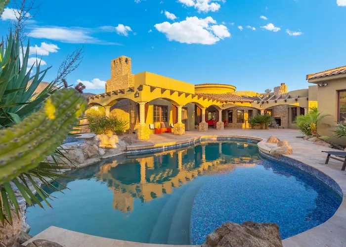 Luxury Estate With Pool Desert Views & Casita