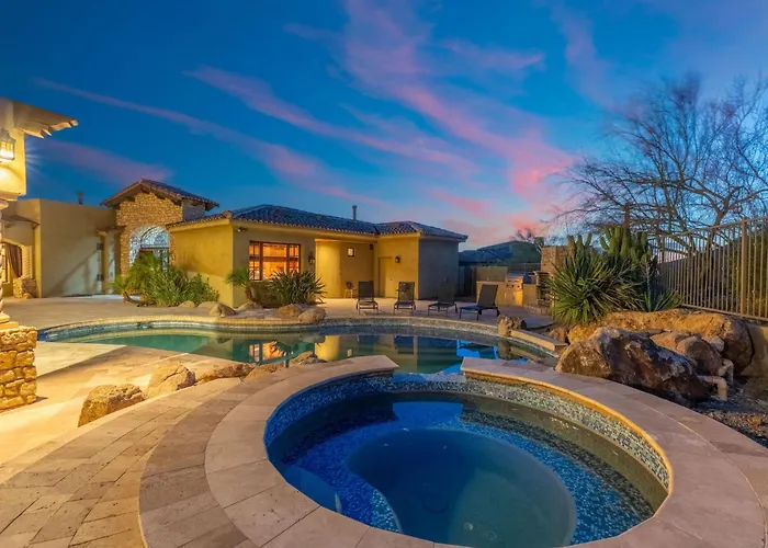 Luxury Estate With Pool Desert Views & Casita