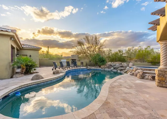 Luxury Estate With Pool Desert Views & Casita *