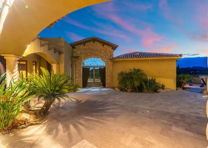 Dom wakacyjny Luxury Estate With Pool Desert Views & Casita