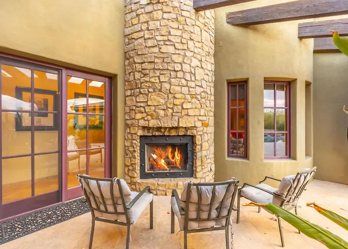 Dom wakacyjny Luxury Estate With Pool Desert Views & Casita *