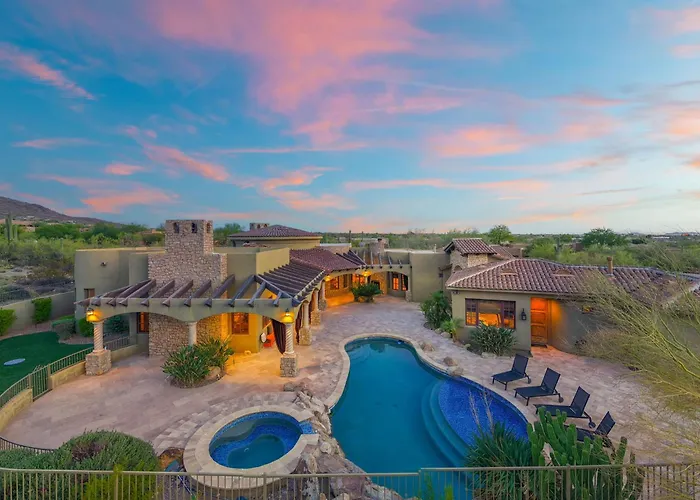 Dom wakacyjny Luxury Estate With Pool Desert Views & Casita *