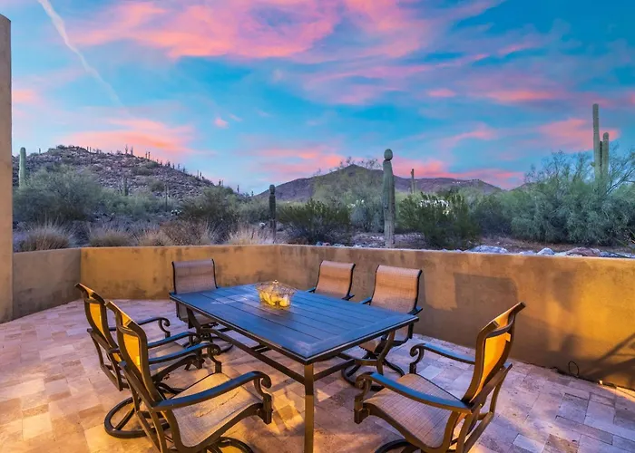 Dom wakacyjny Luxury Estate With Pool Desert Views & Casita